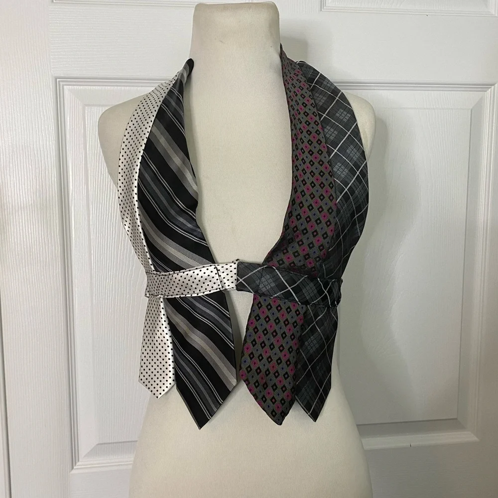 Vintage 100% Silk Upcycled Necktie Halter Top – Handmade – Size S – NWT - Picture 2 of 6